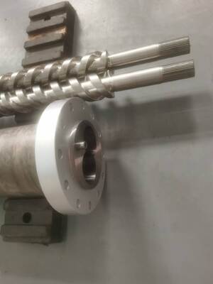 クラウス・マッフェイ Kmd75 平行双子螺旋とバレル